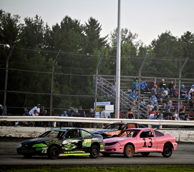 Josh LaPorte (45B) wins over Nathan Smart (13) in the Taylor Rental 4-Cylcinders A Main