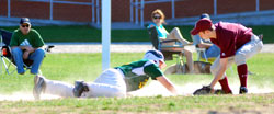 picked off third picked off third
