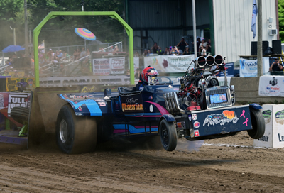 carries the front wheels carries the front wheels